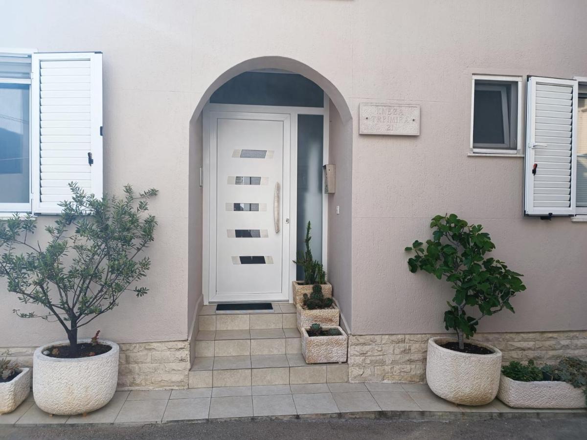 Apartments Vrime بيوغْغاد نا موغو المظهر الخارجي الصورة